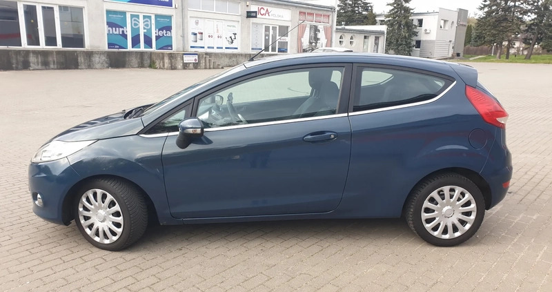 Ford Fiesta cena 14999 przebieg: 220000, rok produkcji 2009 z Elbląg małe 596